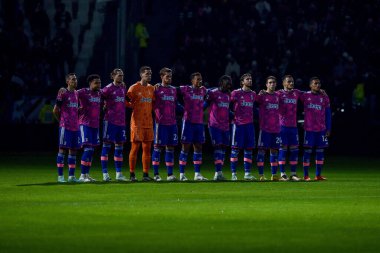 Juventus FC players observe a minute of silence in memory of Gianluca Vialli during Serie A 2022/23 match between Juventus FC and Udinese Calcio at Allianz Stadium on January 07, 2023 in Turin, Italy - Credit: Phs Agency/PHS/LiveMedi