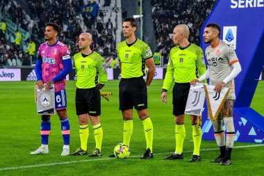 Referee Matteo Marchetti with Danilo of Juventus FC and Roberto Pereyra of Udinese Calcio during Serie A 2022/23 match between Juventus FC and Udinese Calcio at Allianz Stadium on January 07, 2023 in Turin, Italy - Credit: Phs Agency/PHS/LiveMedi
