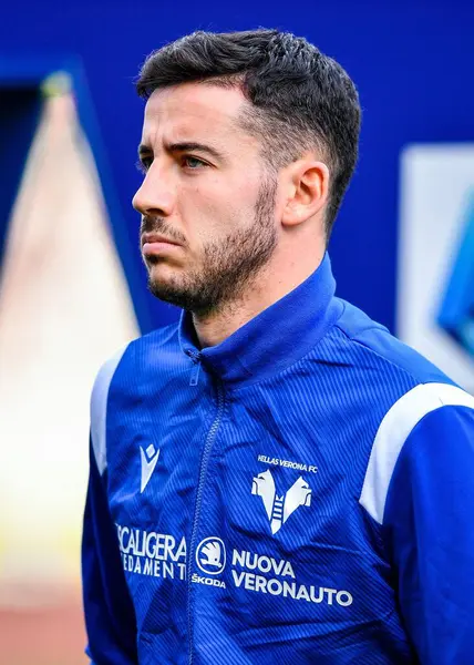 Lorenzo Montipo of Hellas Verona FC seen during Serie A 2022/23 match between Torino FC and Hellas Verona at Stadio Olimpico Grande Torino on January 04, 2023 in Turin, Italy - Credit: Phs Agency/PHS/LiveMedi