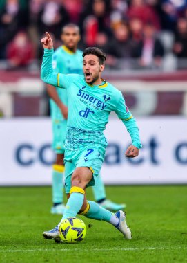 Simone Verdi of Hellas Verona FC in action during Serie A 2022/23 match between Torino FC and Hellas Verona at Stadio Olimpico Grande Torino on January 04, 2023 in Turin, Italy - Credit: Phs Agency/PHS/LiveMedi