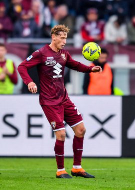 Mergim Vojvoda of Torino FC in action during Serie A 2022/23 match between Torino FC and Hellas Verona at Stadio Olimpico Grande Torino on January 04, 2023 in Turin, Italy - Credit: Phs Agency/PHS/LiveMedi