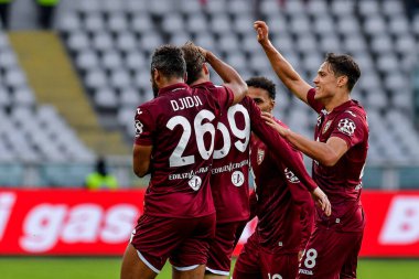 Aleksej Miranchuk of Torino FC celebrates with his teammates after scoring a goal during Serie A 2022/23 match between Torino FC and Hellas Verona at Stadio Olimpico Grande Torino on January 04, 2023 in Turin, Italy - Credit: Phs Agency/PHS/LiveMedi