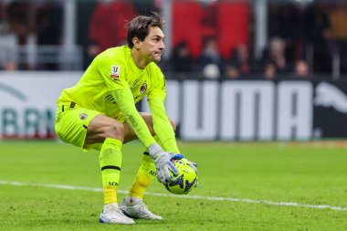 Ciprian Tatarusanu of AC Milan in action during Coppa Italia 2022/23 football match between AC Milan and Torino FC at San Siro Stadium, Milan, Italy on January 11, 2023 - Credit: Fabrizio Carabelli/LiveMedi