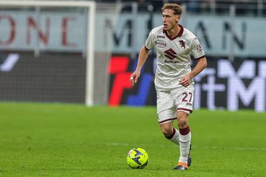 Mergim Vojvoda of Torino FC in action during Coppa Italia 2022/23 football match between AC Milan and Torino FC at San Siro Stadium, Milan, Italy on January 11, 2023 - Credit: Fabrizio Carabelli/LiveMedi