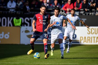 Paulo Azzi of Cagliari Calcio during Italian soccer Serie B match Cagliari Calcio vs Como 1907 at the Unipol Domus in Cagliari, Italy, January 14, 2023 - Credit: Luigi Can