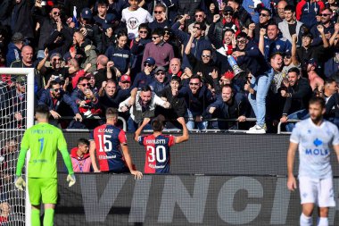 Leonardo Pavoletti of Cagliari Calcio, Esultanza, Joy After scoring goal, during Italian soccer Serie B match Cagliari Calcio vs Como 1907 at the Unipol Domus in Cagliari, Italy, January 14, 2023 - Credit: Luigi Can