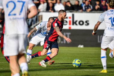 Nahitan Nandez of Cagliari Calcio during Italian soccer Serie B match Cagliari Calcio vs Como 1907 at the Unipol Domus in Cagliari, Italy, January 14, 2023 - Credit: Luigi Can