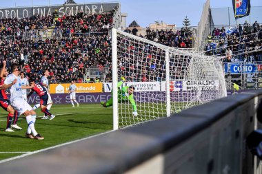 Paulo Azzi of Cagliari Calcio, Goal during Italian soccer Serie B match Cagliari Calcio vs Como 1907 at the Unipol Domus in Cagliari, Italy, January 14, 2023 - Credit: Luigi Can