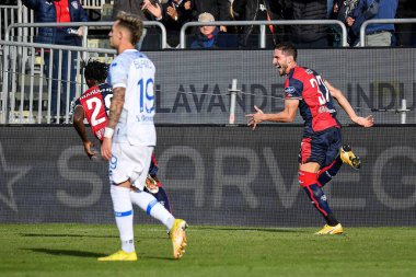 Paulo Azzi of Cagliari Calcio, Esultanza, Joy After scoring goal, during Italian soccer Serie B match Cagliari Calcio vs Como 1907 at the Unipol Domus in Cagliari, Italy, January 14, 2023 - Credit: Luigi Can