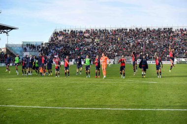 Team Cagliari Calcio, Esultanza, during Italian soccer Serie B match Cagliari Calcio vs Como 1907 at the Unipol Domus in Cagliari, Italy, January 14, 2023 - Credit: Luigi Can
