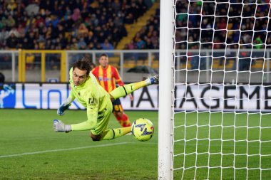 Ciprian Tatarusanu (AC Milan) during italian soccer Serie A match US Lecce vs AC Milan at the Via Del Mare stadium in Lecce, Italy, January 14, 2023 - Credit: Emmanuele Mastrodonat