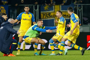 Roberto Insigne celebrates after scoring the gol of 1-0 during Italian soccer Serie B match Frosinone Calcio vs Modena FC at the Benito Stirpe stadium in Frosinone, Italy, January 14, 2023 - Credit: Luca Dilibert