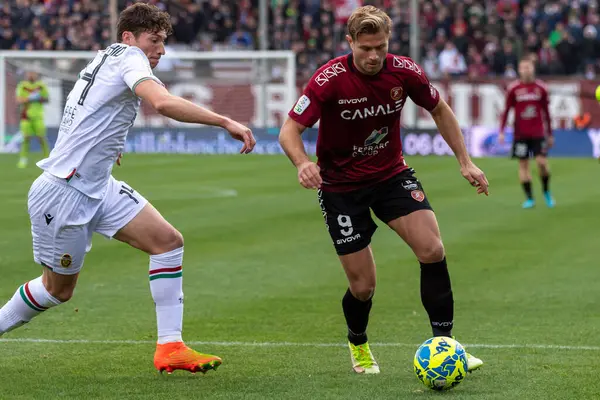Gori Gabriele Reggina carries the ball during Italian soccer Serie B match Reggina 1914 vs Ternana Calcio at the Oreste Granillo stadium in Reggio Calabria, Italy, January 21, 2023 - Credit: Valentina Giannetton