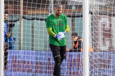 Nikita Contini Reggina warm up during Italian soccer Serie B match Reggina 1914 vs Ternana Calcio at the Oreste Granillo stadium in Reggio Calabria, Italy, January 21, 2023 - Credit: Valentina Giannetton