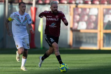 Zan Mayer Reggina carries the ball during Italian soccer Serie B match Reggina 1914 vs Ternana Calcio at the Oreste Granillo stadium in Reggio Calabria, Italy, January 21, 2023 - Credit: Valentina Giannetton