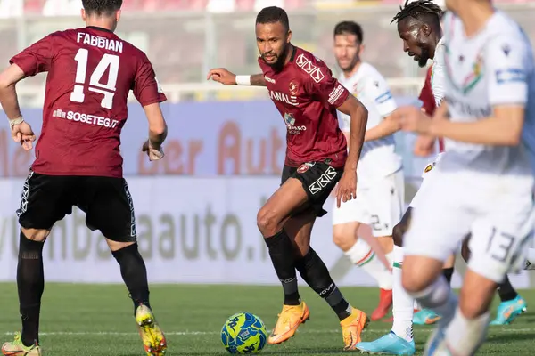 Hernani Azevedo Reggina carries the ball during Italian soccer Serie B match Reggina 1914 vs Ternana Calcio at the Oreste Granillo stadium in Reggio Calabria, Italy, January 21, 2023 - Credit: Valentina Giannetton