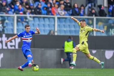 Harry Billy Winks (Sampdoria) - Ilija Nestorovski Udinese) during italian soccer Serie A match UC Sampdoria vs Udinese Calcio at the Luigi Ferraris stadium in Genova, Italy, January 22, 2023 - Credit: Danilo Vig