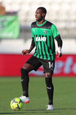 Pedro Obiang of US Sassuolo Calcio in action during the Serie A match between AC Monza and US Sassuolo Calcio at Stadio Brianteo on January 22, 2023 in Monza, Italy. - Credit: Luca Amedeo Bizzarri/LiveMedi