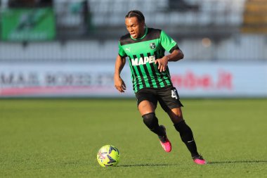 Armand Lauriente of US Sassuolo Calcio in action during the Serie A match between AC Monza and US Sassuolo Calcio at Stadio Brianteo on January 22, 2023 in Monza, Italy. - Credit: Luca Amedeo Bizzarri/LiveMedi