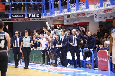 Esultanza Panchina (Happycasa Brindisi) during Italian Basketball A Serie  Championship Happy Casa Brindisi vs Virtus Segafredo Bologna at the PalaPentassuglia in Brindisi, Italy, January 22, 2023 - Credit: Damiano Tasc