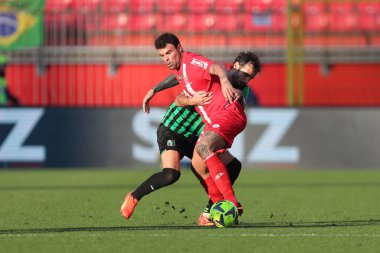 Gian Marco Ferrari of US Sassuolo Calcio competes for the ball with Andrea Petagna of AC Monza during the Serie A match between AC Monza and US Sassuolo Calcio at Stadio Brianteo on January 22, 2023 in Monza, Italy. - Credit: Luca Amedeo Bizzarri/Liv