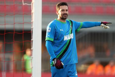 Gianluca Pegolo of Sassuolo Calcio gestures  during italian soccer Serie A match AC Monza vs US Sassuolo at the U-Power Stadium in Monza, Italy, January 22, 2023 - Credit: Francesco Scaccianoc