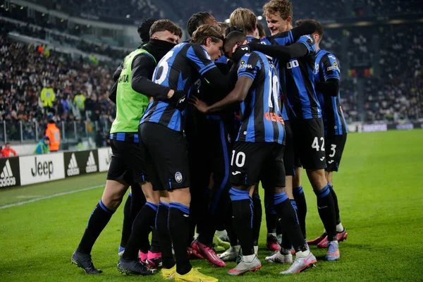 Ademola Lookman of Atalanta Bc celebrating with team mates after a goal during the Italian Serie A, football match between Juventus Fc and Atalanta Bc on January 22, 2023 at Allianz Stadium, Turin Italy. Photo Nderim Kaceli - Credit: Nderim Kaceli/Li