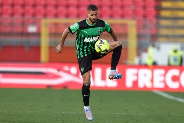 Jeremy Toljan of Sassuolo Calcio in action  during italian soccer Serie A match AC Monza vs US Sassuolo at the U-Power Stadium in Monza, Italy, January 22, 2023 - Credit: Francesco Scaccianoc