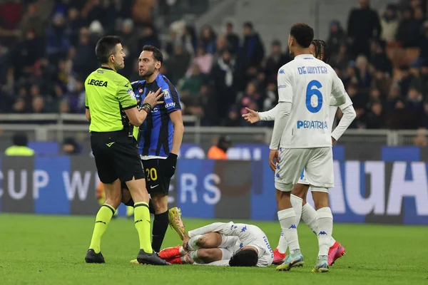 Hakan Calhanoglu of FC Internazionale protests with Referee Antonio Rapuano during Serie A 2022/23 football match between FC Internazionale and Empoli FC at Giuseppe Meazza Stadium, Milan, Italy on January 23, 2023 - Credit: Fabrizio Carabelli/LiveMe