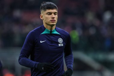Joaquin Correa of FC Internazionale warms up during Serie A 2022/23 football match between FC Internazionale and Empoli FC at Giuseppe Meazza Stadium, Milan, Italy on January 23, 2023 - Credit: Fabrizio Carabelli/LiveMedi