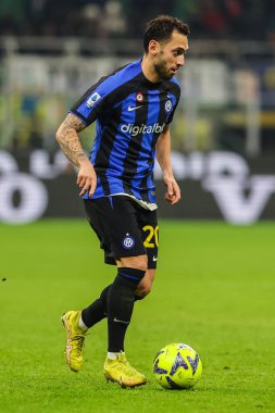 Hakan Calhanoglu of FC Internazionale in action during Serie A 2022/23 football match between FC Internazionale and Empoli FC at Giuseppe Meazza Stadium, Milan, Italy on January 23, 2023 - Credit: Fabrizio Carabelli/LiveMedi