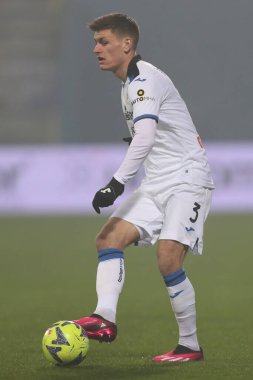 Joakim Maehle of Atalanta Bergamasca Calcio in action during the Serie A match between U.S. Sassuolo Calcio and Atalanta Bergamasca Calcio at Mapei Stadium-Citta del Tricolore on February 4, 2023 in Reggio Emilia, Italy. - Credit: Luca Amedeo Bizzarr