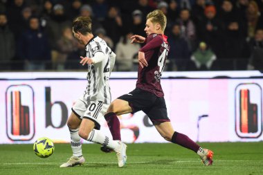 Hans Nicolussi Caviglia of US Salernitana does the penalty string up Fabio Miretti of Juventus FC  during the Serie A match between US Salernitana 1919 v Juventus FC  at Arechi  Stadium  - Credit: Agostino Gemito/LiveMedi