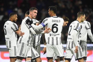 Dusan Vlahovic of Juventus FC celebrates with his teammates after the goal scored  during the Serie A match between US Salernitana 1919 v Juventus FC  at Arechi  Stadium  - Credit: Agostino Gemito/LiveMedi