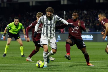 Manuel Locatelli of Juventus Lassana Coulibaly of Saloernitana  during italian soccer Serie A match US Salernitana vs Juventus FC at the Arechi stadium in Salerno, Italy, February 07, 2023 - Credit: AGN Fot