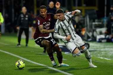 Dusan Vlahovic of Juventus William Ekong of Salernitana  during italian soccer Serie A match US Salernitana vs Juventus FC at the Arechi stadium in Salerno, Italy, February 07, 2023 - Credit: AGN Fot
