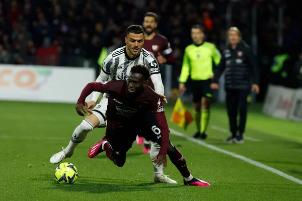 Junior Sambia of Salernitana Filip Kostic of Juventus  during italian soccer Serie A match US Salernitana vs Juventus FC at the Arechi stadium in Salerno, Italy, February 07, 2023 - Credit: AGN Fot