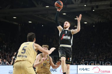 Niccolo Mannion (Segafredo Virtus Bologna) during the Euroleague basketball championship match Segafredo Virtus Bologna Vs. 
FC Barcelona - Bologna, Italy, February 09, 2023 at Segafredo Arena - Credit: Michele Nucci/LiveMedi