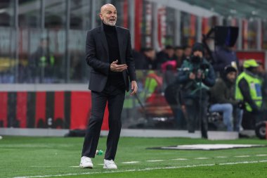 Stefano Pioli Head Coach of AC Milan reacts during Serie A 2022/23 football match between AC Milan and Torino FC at San Siro Stadium, Milan, Italy on February 10, 2023 - Credit: Fabrizio Carabelli/LiveMedi
