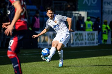 Frederic Shtjefan Veseli of Benevento Calcio during Italian soccer Serie B match Cagliari Calcio vs Benevento Calcio at the Unipol Domus in Cagliari, Italy, February 11, 2023 - Credit: Luigi Can