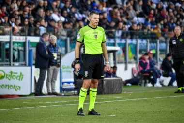 Simone Sozza, Arbitro, Referee during Italian soccer Serie B match Cagliari Calcio vs Benevento Calcio at the Unipol Domus in Cagliari, Italy, February 11, 2023 - Credit: Luigi Can