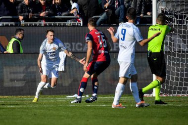 Frederic Shtjefan Veseli of Benevento Calcio during Italian soccer Serie B match Cagliari Calcio vs Benevento Calcio at the Unipol Domus in Cagliari, Italy, February 11, 2023 - Credit: Luigi Can