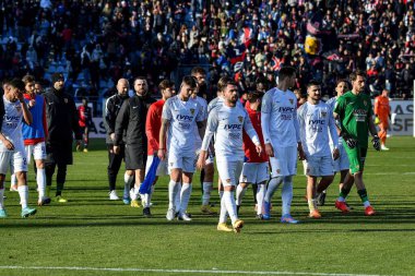 Team Benevento Calcio, Ritratto, Delusione, Delusion, during Italian soccer Serie B match Cagliari Calcio vs Benevento Calcio at the Unipol Domus in Cagliari, Italy, February 11, 2023 - Credit: Luigi Can