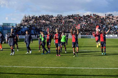 Team Cagliari Calcio during Italian soccer Serie B match Cagliari Calcio vs Benevento Calcio at the Unipol Domus in Cagliari, Italy, February 11, 2023 - Credit: Luigi Can
