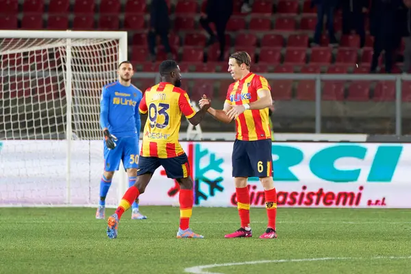 Federico Baschirotto Lecce Celebrates Scoring Goal Samuel Umtiti Lecce Italian — 스톡 사진