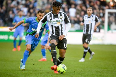 Udinese's Destiny Iyenoma Udogie in action during italian soccer Serie A match Udinese Calcio vs US Sassuolo at the Friuli - Dacia Arena stadium in Udine, Italy, February 12, 2023 - Credit: Ettore Griffon