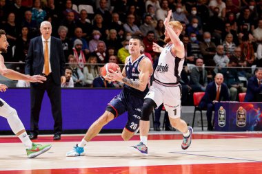 Andrea Cinciarini (Unahotels Reggiana) during Italian Basketball A Serie  Championship UNAHOTELS Reggio Emilia vs Virtus Segafredo Bologna at the PalaBigi in Reggio Emilia, Italy, February 12, 2023 - Credit: Nicholas Russ