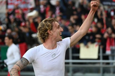 Nicolo Rovella (AC Monza) celebrate the victory during italian soccer Serie A match Bologna FC vs AC Monza at the Renato Dall'Ara stadium in Bologna, Italy, February 12, 2023 - Credit: Gianluca Ricc