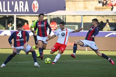 Gianluca Caprari (AC Monza) in action during italian soccer Serie A match Bologna FC vs AC Monza at the Renato Dall'Ara stadium in Bologna, Italy, February 12, 2023 - Credit: Gianluca Ricc