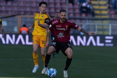Canotto Luigi Reggina carries the ball during Italian soccer Serie B match Reggina 1914 vs AC Pisa at the Oreste Granillo stadium in Reggio Calabria, Italy, February 11, 2023 - Credit: Valentina Giannetton